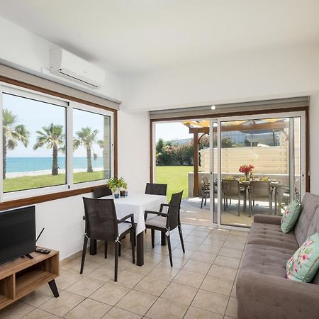 Pebble Beach Apartment โวโรคลินิ ภายนอก รูปภาพ